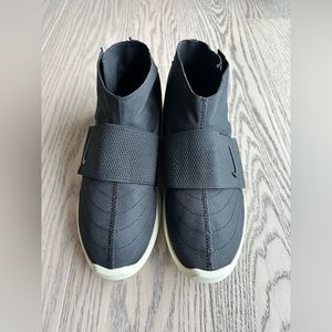 Nike Fear of God Moccasin Black - Size US 8.5